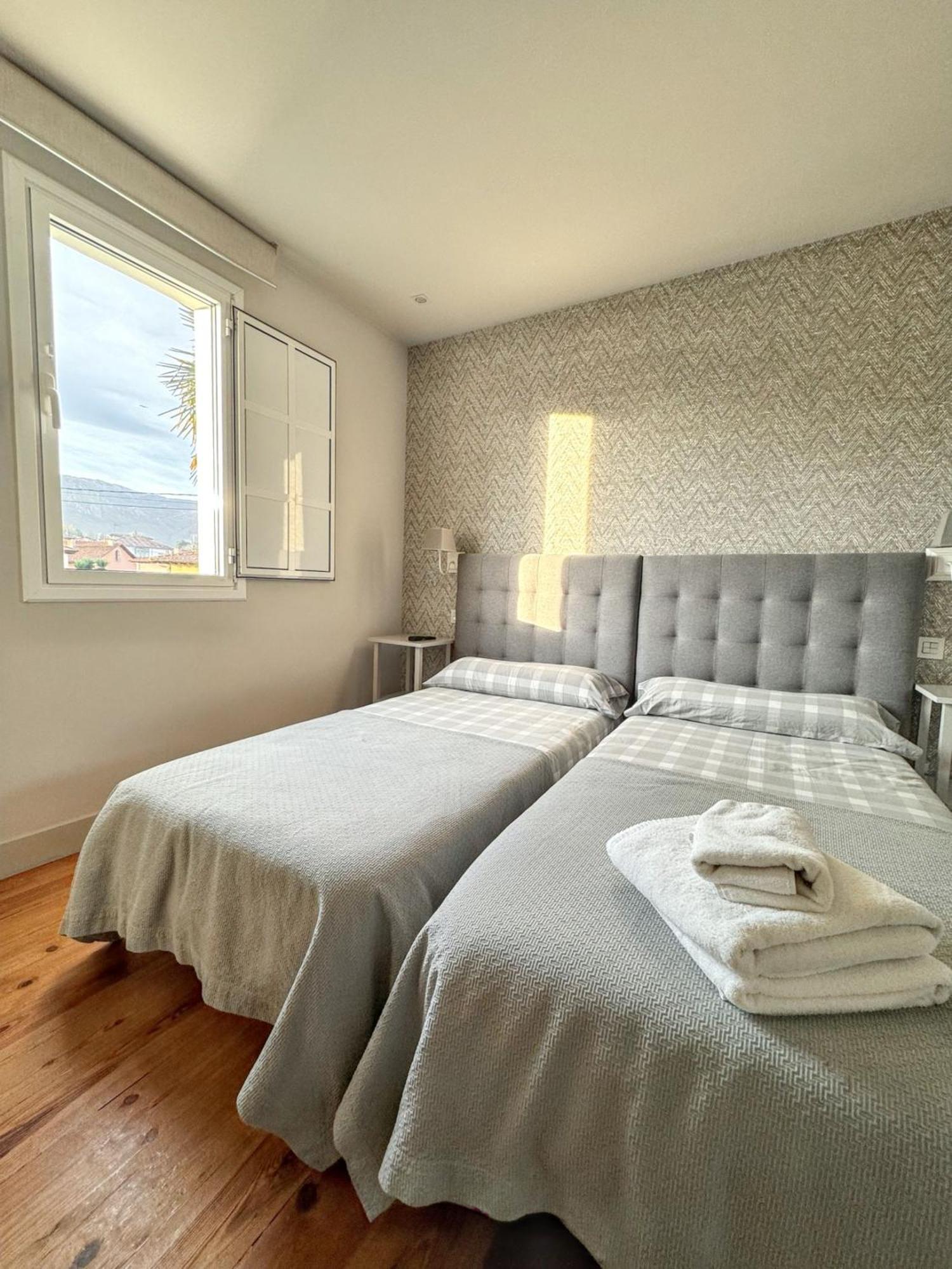 Beautiful Holiday Home: Sea View Retreat in Po De Llanes Exterior photo